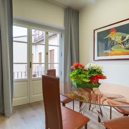 Stunning & Luxurious 1Br Apt 1 Min Walk By Duomo Флоренция Екстериор снимка